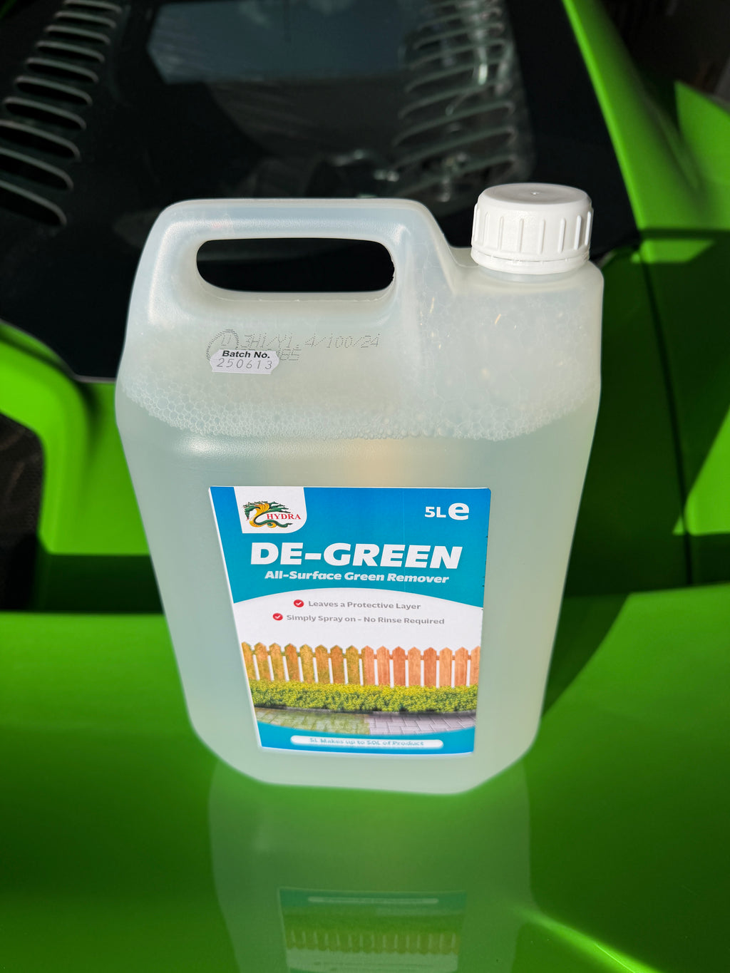 Hydra De-Green - Removes Algae, Moss, Green Fungus & Mould from Hard & Soft Surfaces | Patio, Driveway & Fence Cleaner | 5L